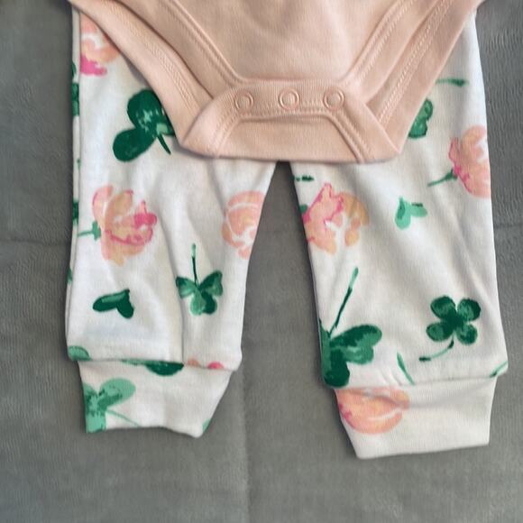 NWT 4 Piece Set Size 3 Months - Picture 4 of 6
